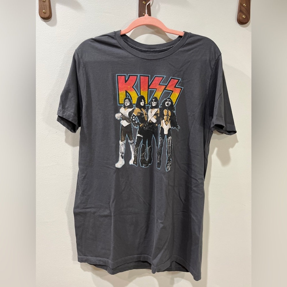 KISS Gray Rocker Short Sleeve Shirt Soft Vintage Feel Retro Style Size L